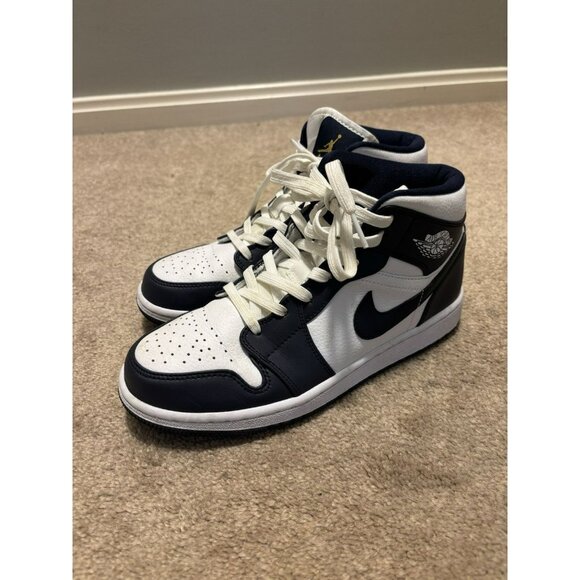 Jordan Other - Nike Air Jordan 1 Mid GS Obsidian 554724-174 5y Men Sz 5